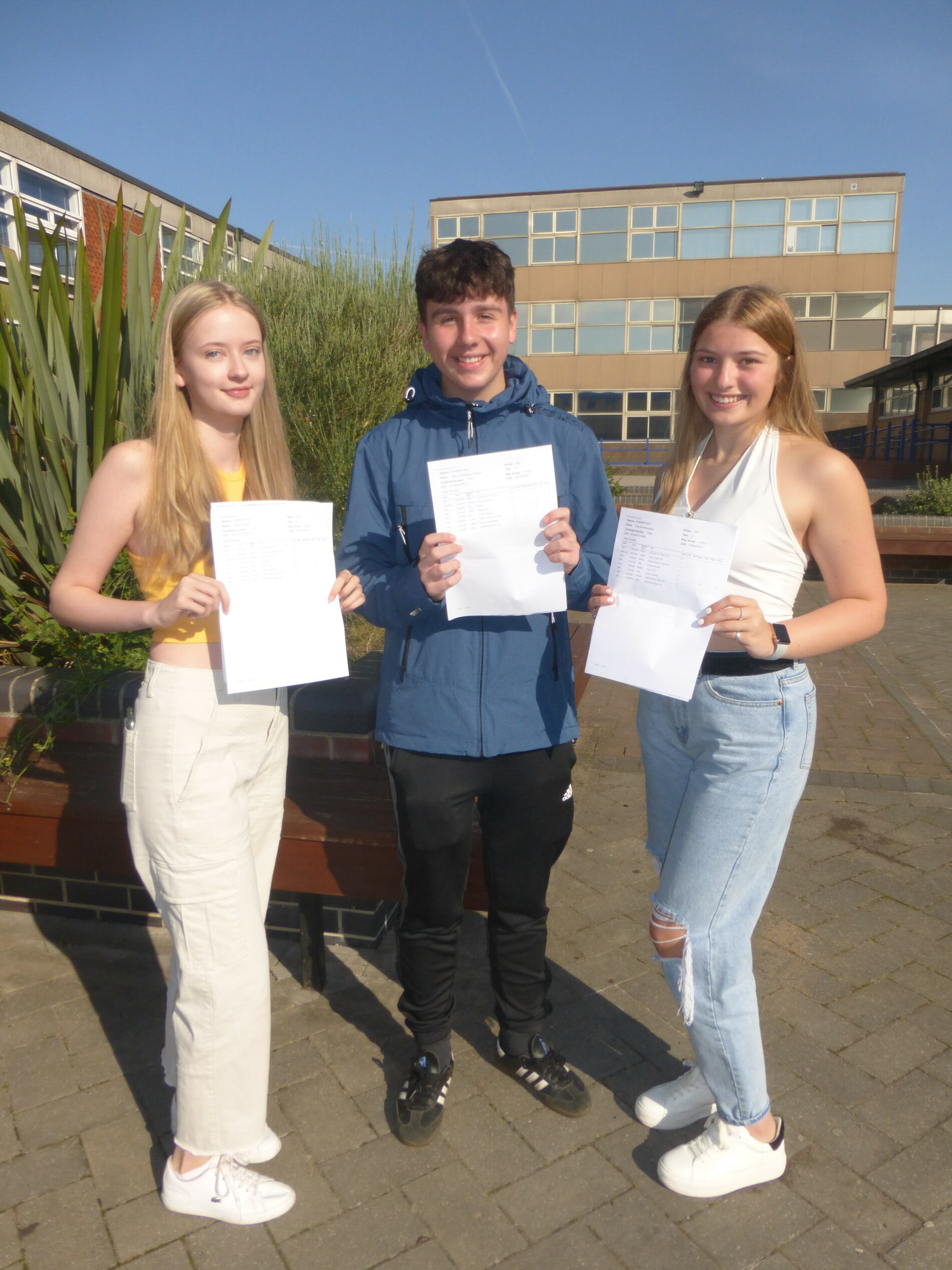 Ashfield Students Celebrate Exam Results! Ashfield Comprehensive School